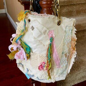 Ardith Gray signed hand made purse